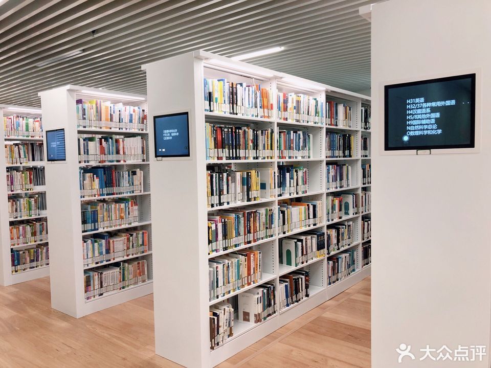深圳无人机大会观察：从“讲故事”到“算账本”低空经济迈入商业化大考(图1)